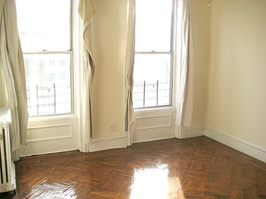 Rented by TB Shaw Realty | media 4