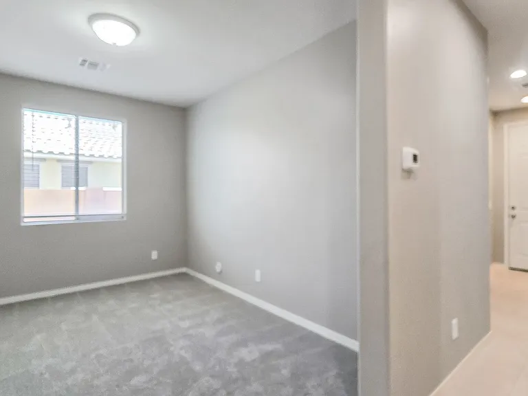 17878 W Desert Wind Dr — Photo 15