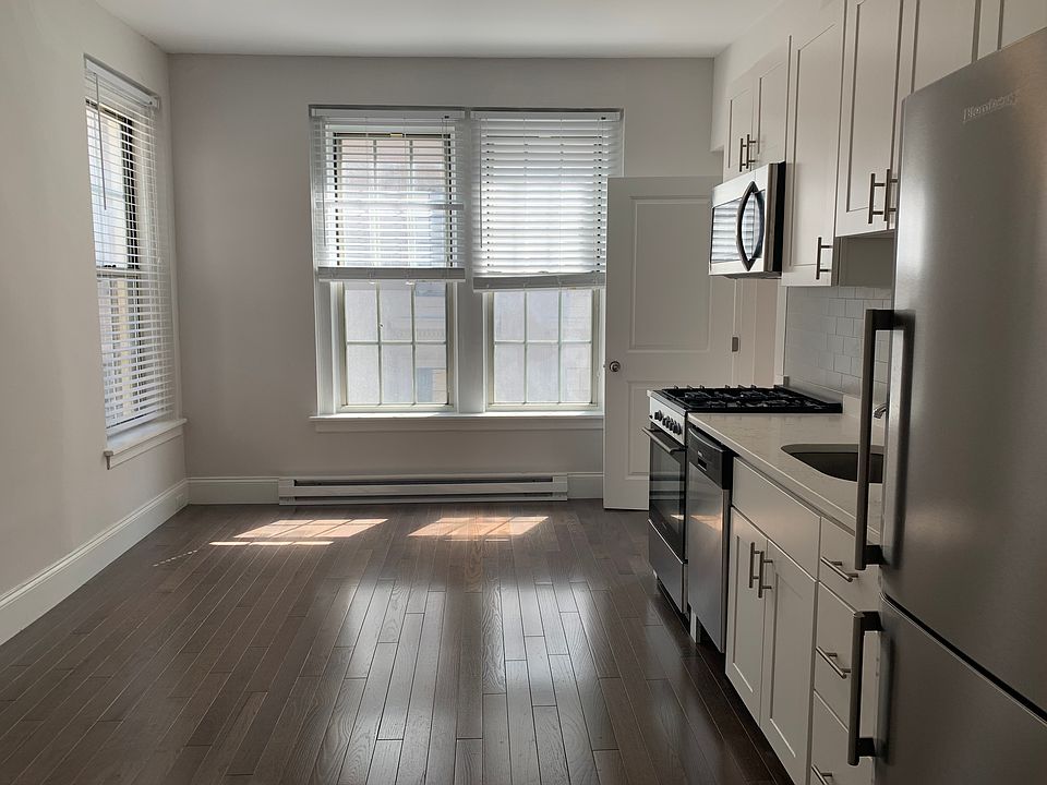 1st image of 107 Jersey St APT 8