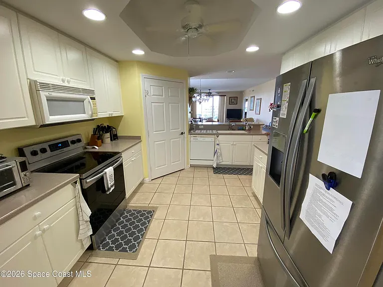 8951 Lake Dr #501-305 — Photo 3