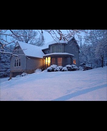 2nd image of 727 Carmen Dr