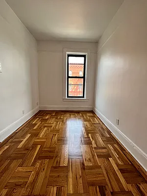 Rented by Dwell Residential Inc | media 10