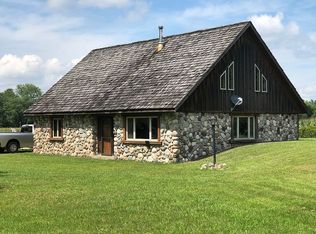 5701 E County Road J, Clinton, WI 53525