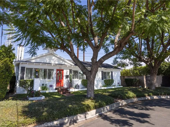 11117 Sylvan St, North Hollywood, CA 91606