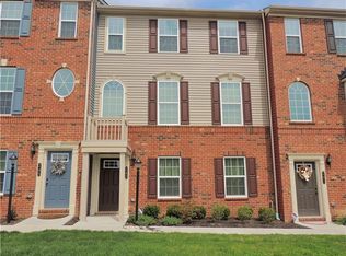 243 Thornapple Ln, Cranberry Twp, PA