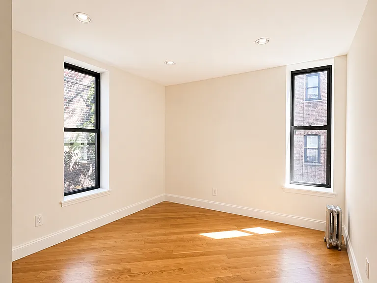 524 W 123rd St #5E — Photo 6