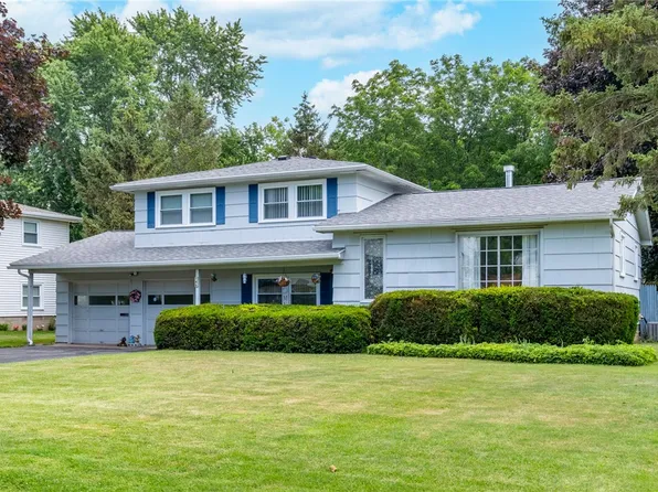 146 Summit Hill Dr, Rochester, NY 14612