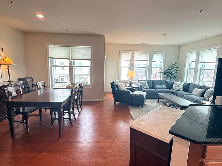 120 University Ave #2301 — Photo 4
