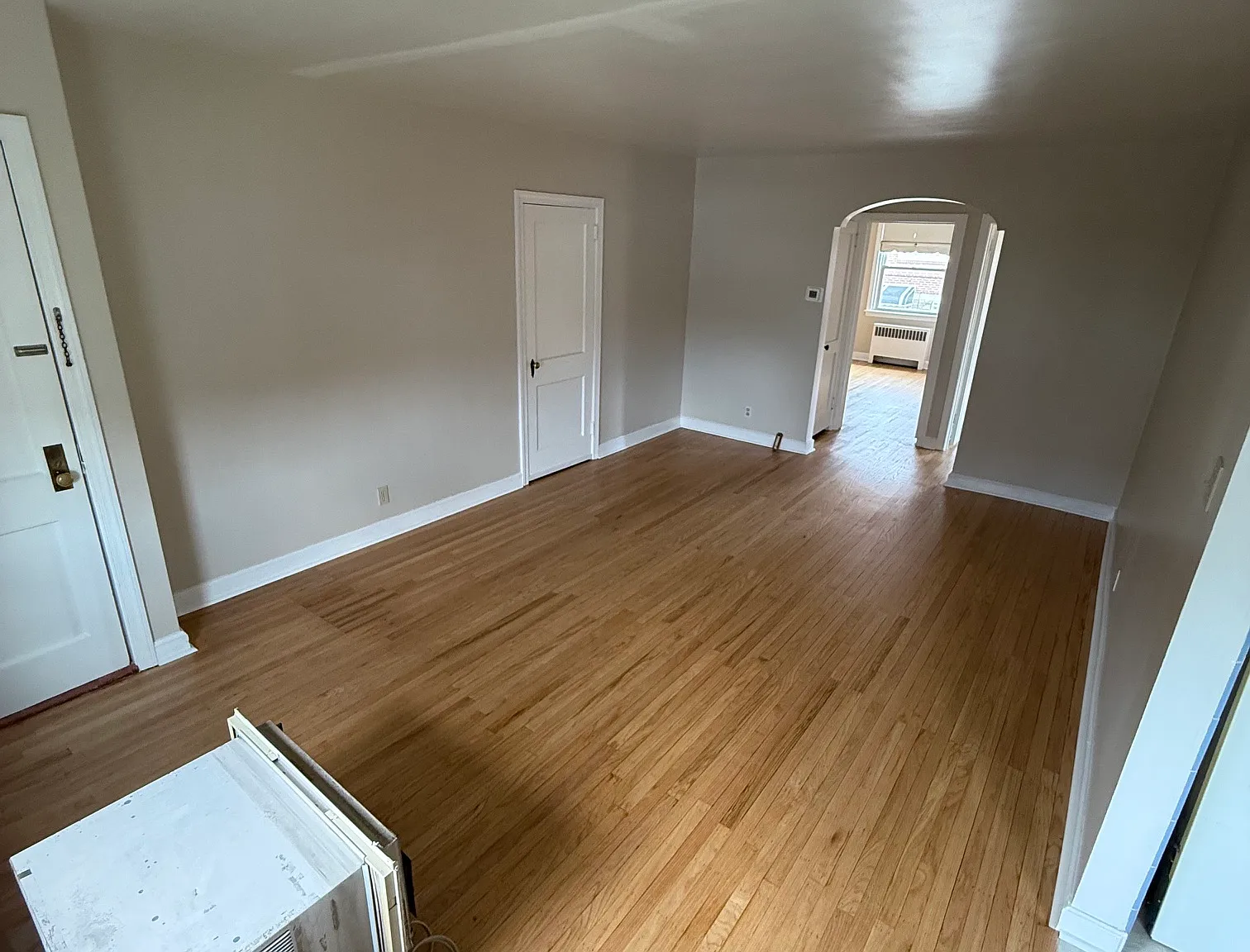 2 bed, 950 sqft, $1,200 — Photo 1