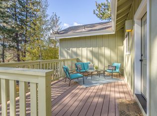 127 NW Mount Washington Dr, Bend, OR 97703