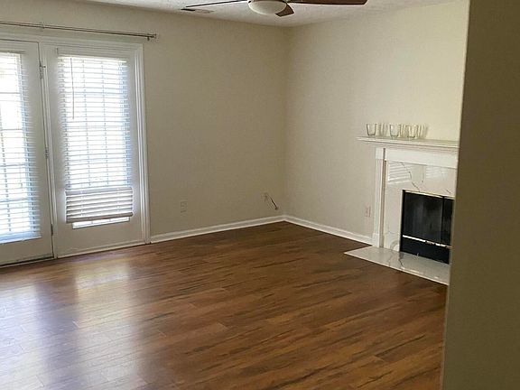 5th image of 118 Vail Springs Ct