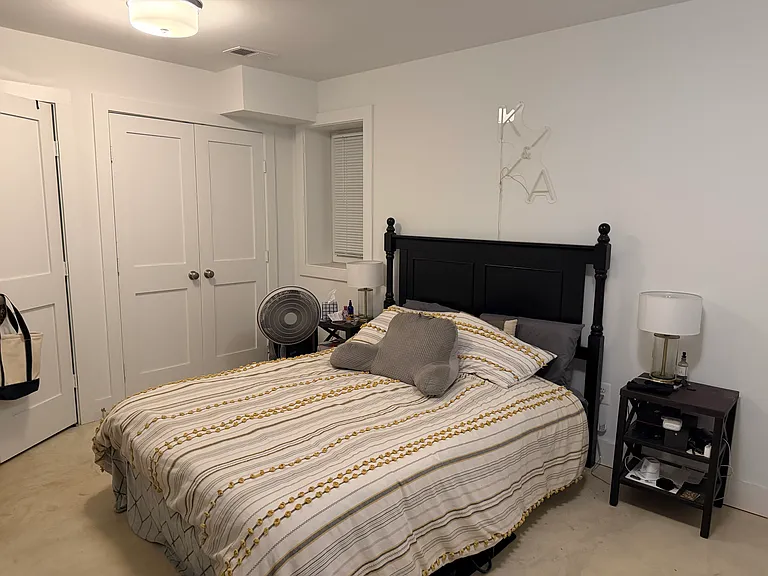 605 N Irving St #7 — Photo 10