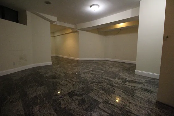 Rented by Luxor Homes & Investment Realty | media 10