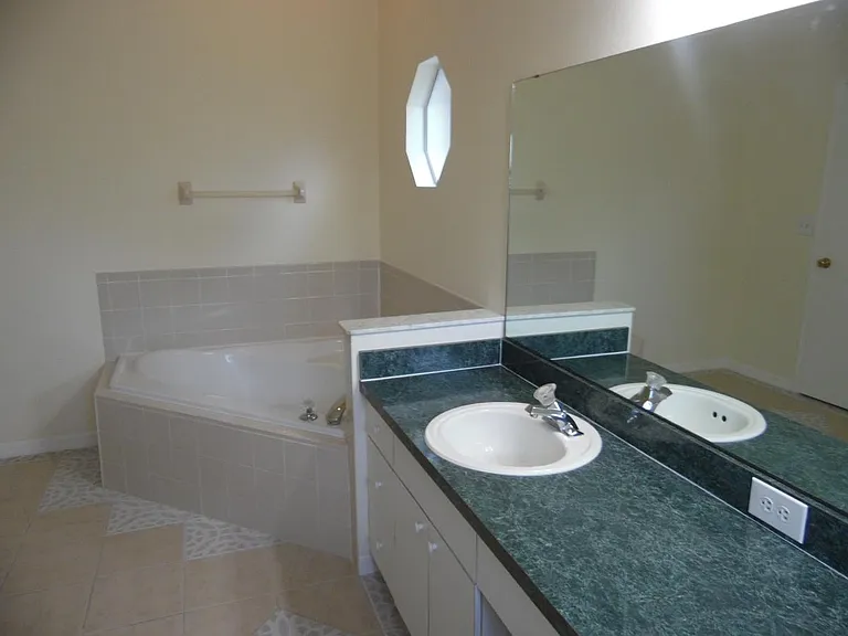 2664 Sundance Pl — Photo 29