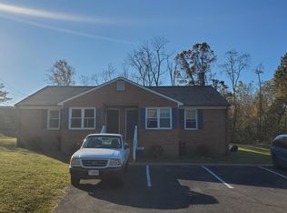 901 Old Graves Mill Rd, Lynchburg, VA 24502