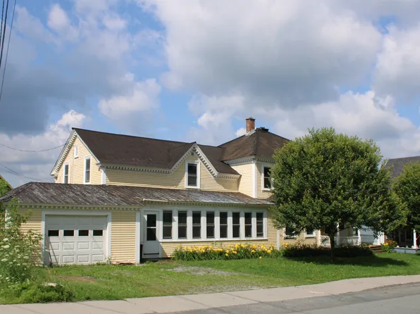 275 Main Street, Barton, VT 05822