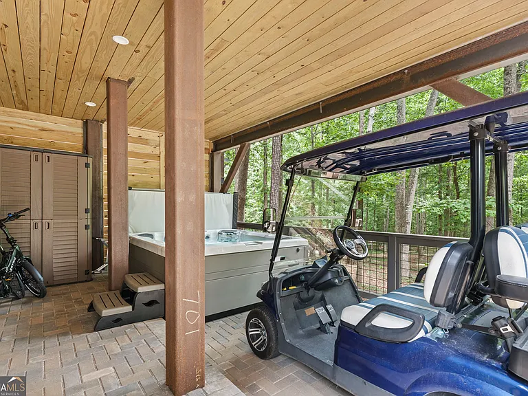 110 Arcadia Ave — Photo 43