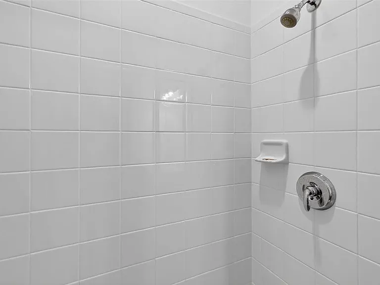 6070 Sierra Crown St — Photo 36