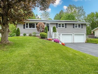 106 Peterson Dr, Camillus, NY, 13031