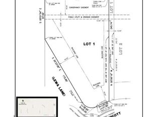 1360 W Kennicott Dr, Lake Forest, IL 60045