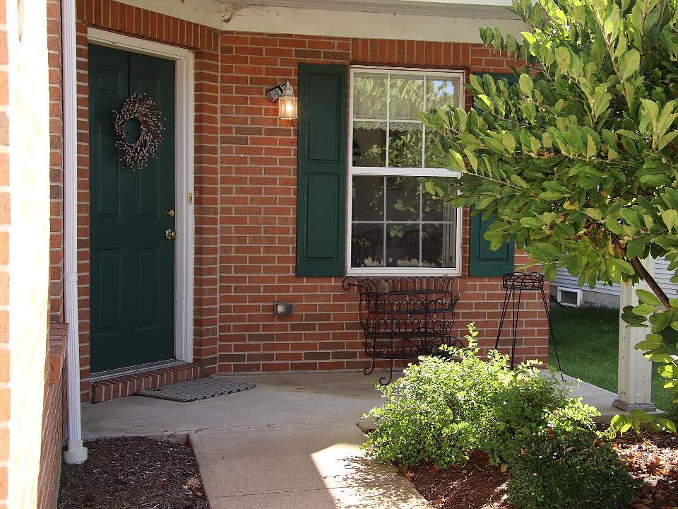 1st image of 665 Elmwood Point