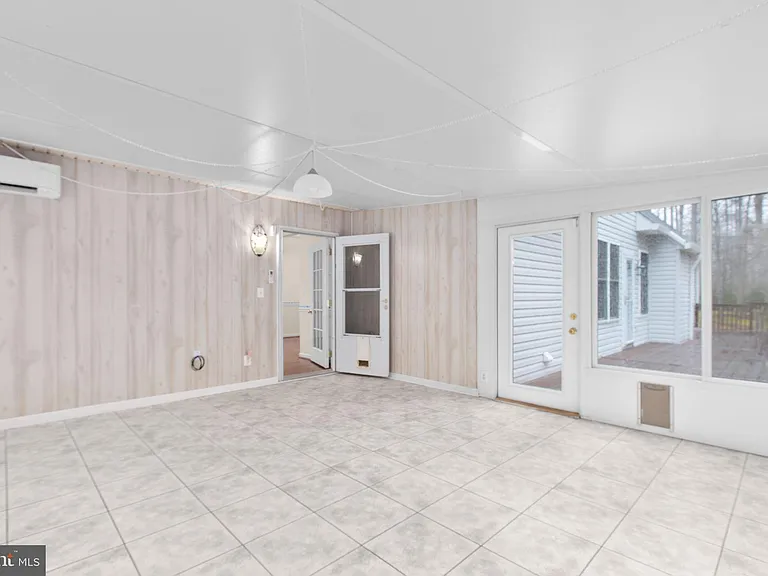 10721 Colbys Ln — Photo 31