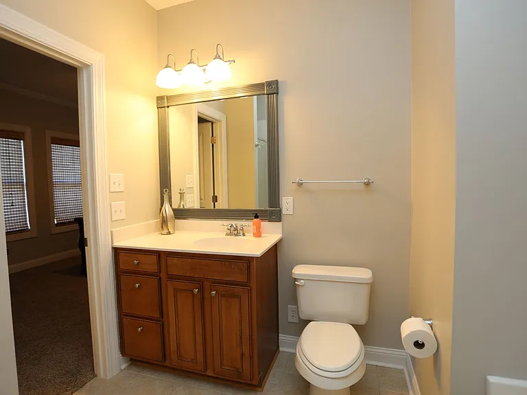 219 Lake View Dr — Photo 19