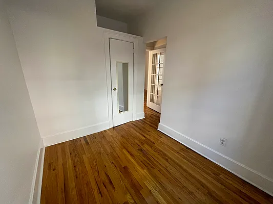 Rented by CNYC Apartments | media 27