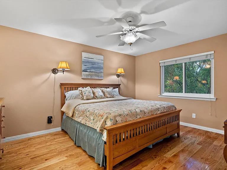3933 Bordeaux Cir — Photo 21
