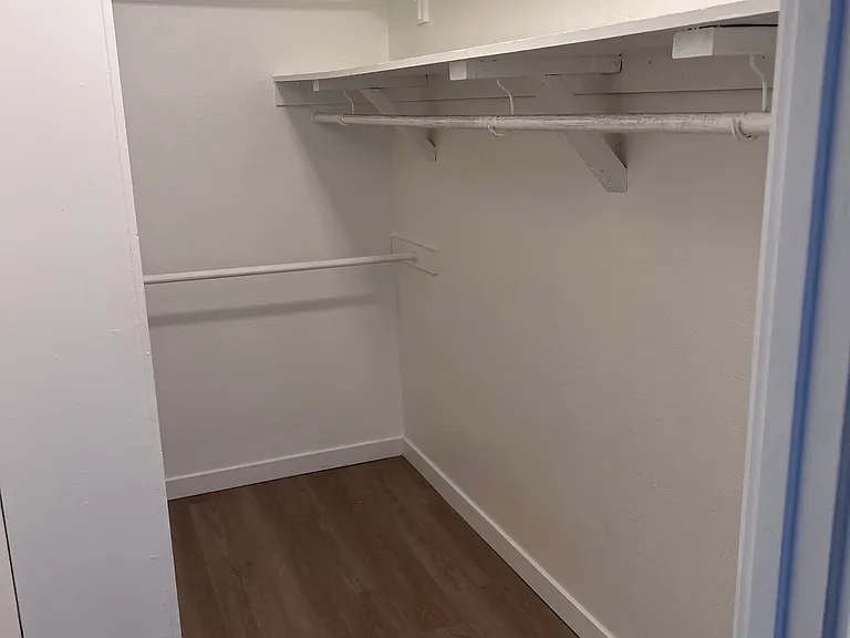 8770 Van Nuys Blvd #22 — Photo 5