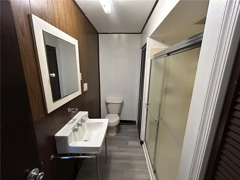 50 W Garrison St #1 — Photo 11