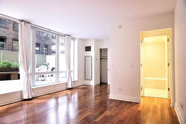 Rented by Renetta Real Estate | media 1