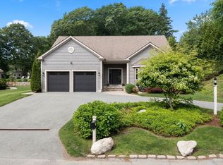 245 Worcester Ln, Waltham, MA 02451