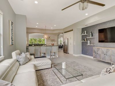 2834 Tiburon Blvd E APT 103, Naples, FL, 34109