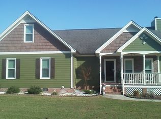 1802 Purfoy Rd, Fuquay Varina, NC 27526