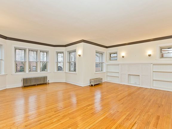 2nd image of 5338 N Kenmore Ave APT 1E