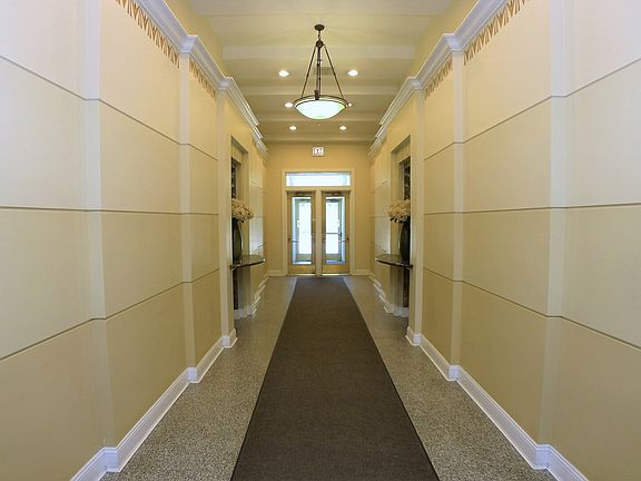 4th image of 807 Church St APT 313