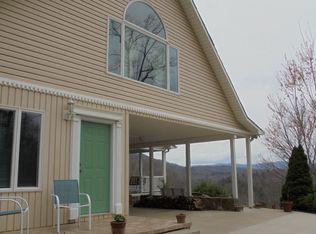 406 Pleasantview Ln, Robbinsville, NC 28771