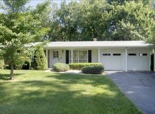 56 Minges Rd W, Battle Creek, MI 49015