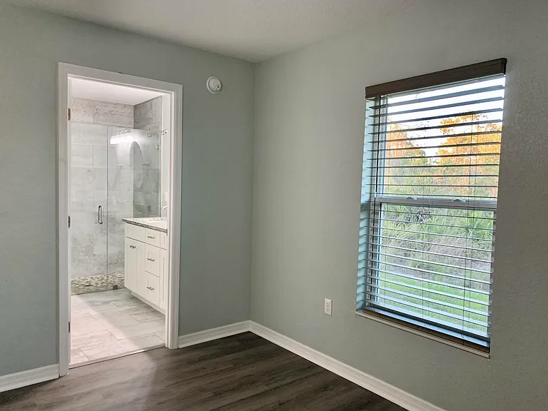 4501 Talbot St — Photo 10