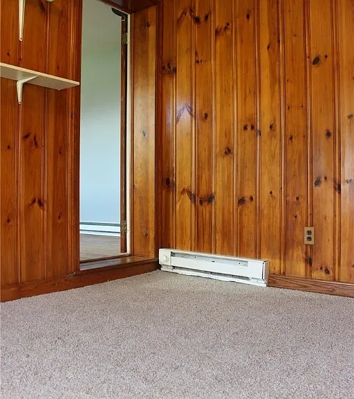2300 Farrand St — Photo 9