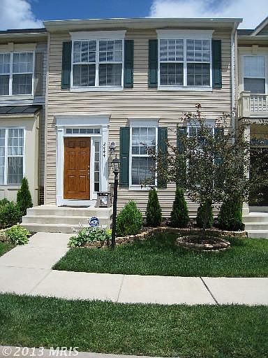 1st image of 2444 Battery Hill Cir