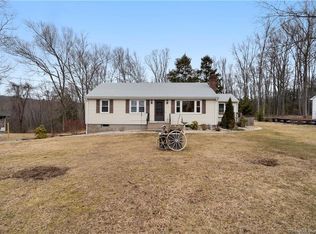 310 West Ln, Berlin, CT 06037