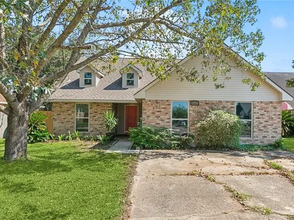 2124 Greenwood Dr, La Place, LA 70068