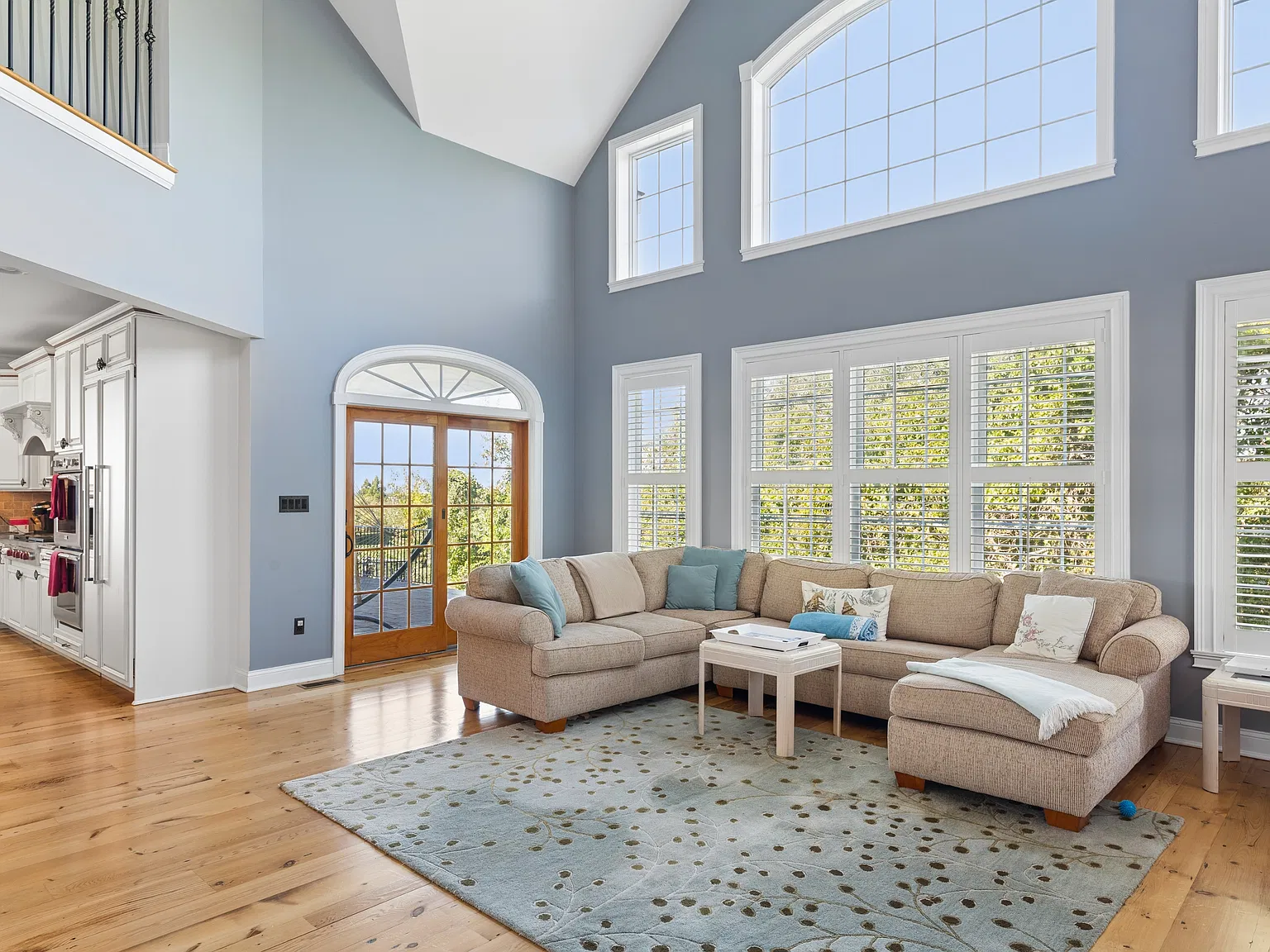 Panoramic Montauk Water Views & Heated Pool — Photo 4