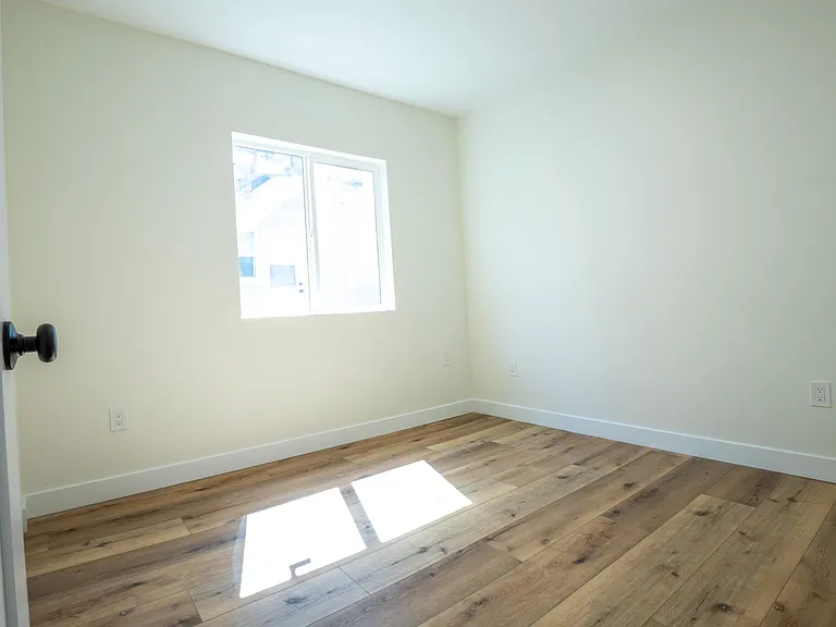 10819 S Western Ave #3/4 — Photo 9