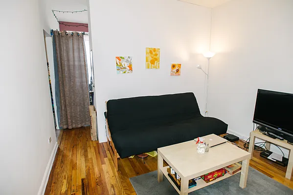 Rented by Compass | media 9