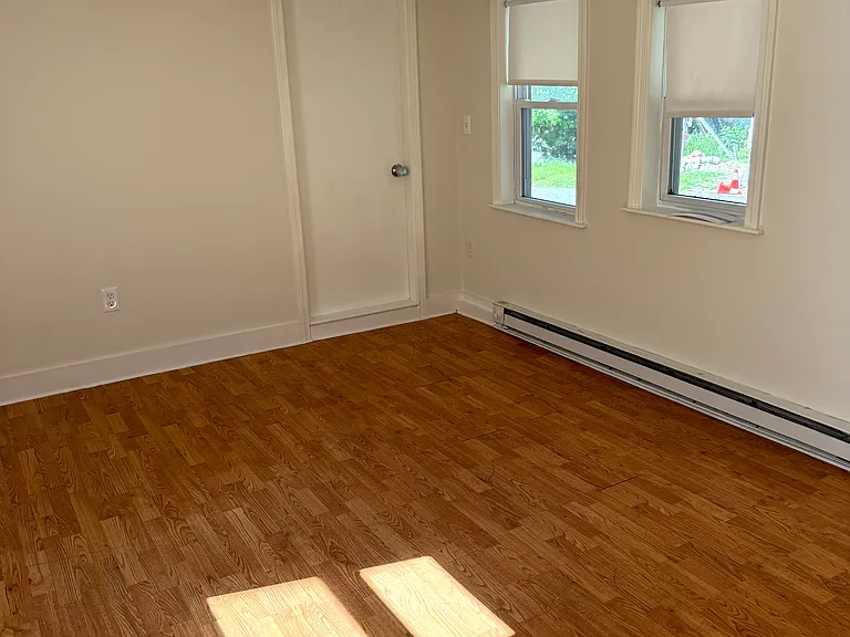 3 Mayhew St #2 — Photo 9