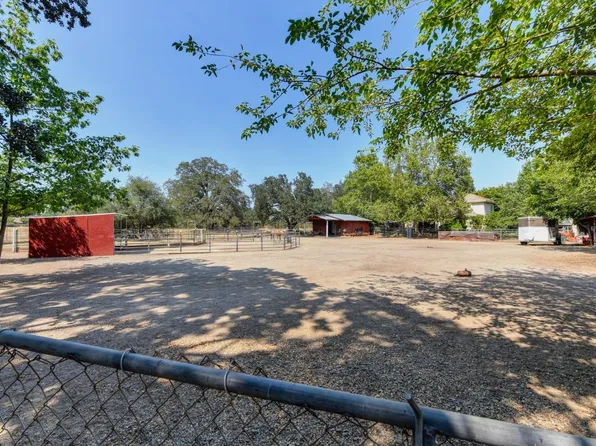 9105 Sunset Ave, Fair Oaks, CA 95628