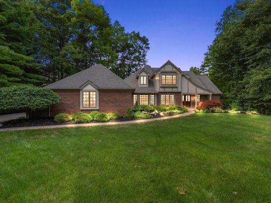71886 E Pond Creek Dr, Romeo, MI 48065